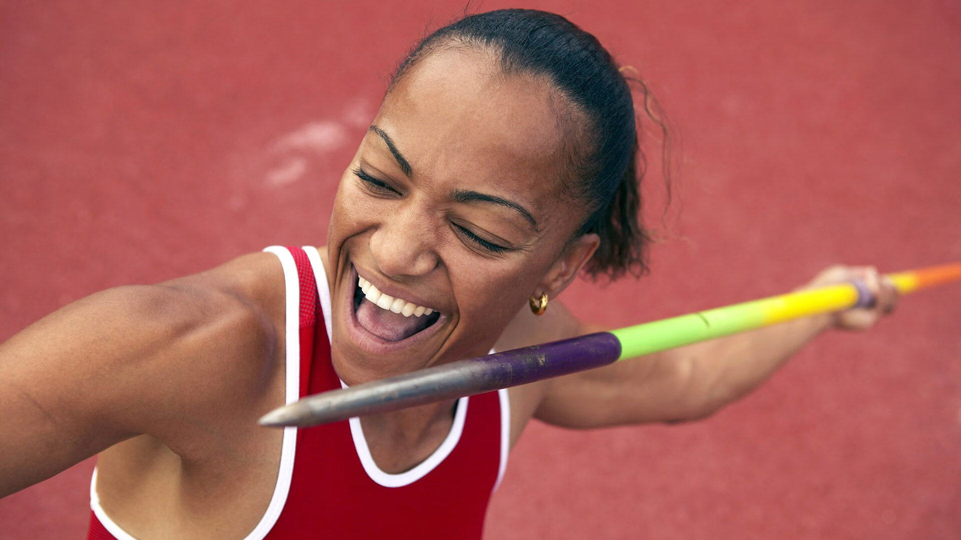 开云网站-史上最“恐怖”的防守瞬间：蒂伊在对抗重量级大个子时，完美封堵！